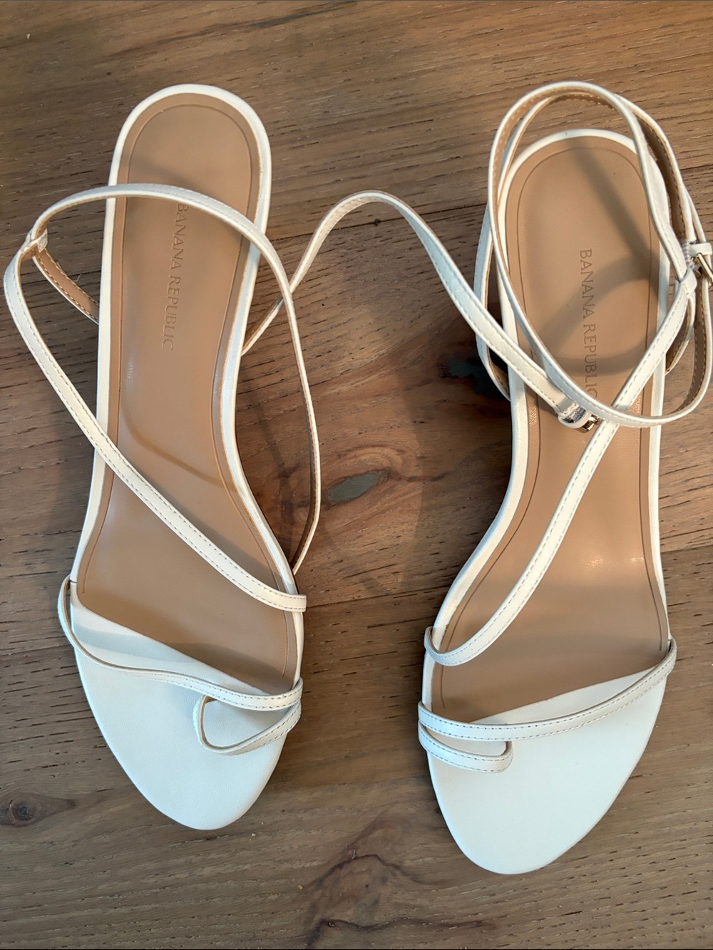 Banana Republic Ivory Strappy Flat Sandals